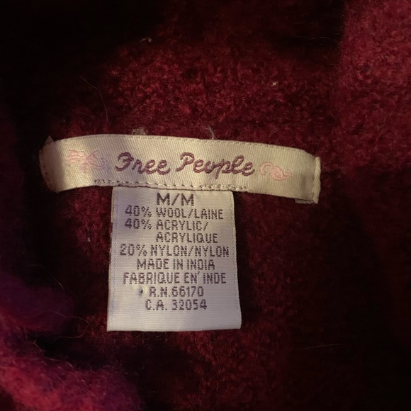 Sweater - Picture 2 of 2